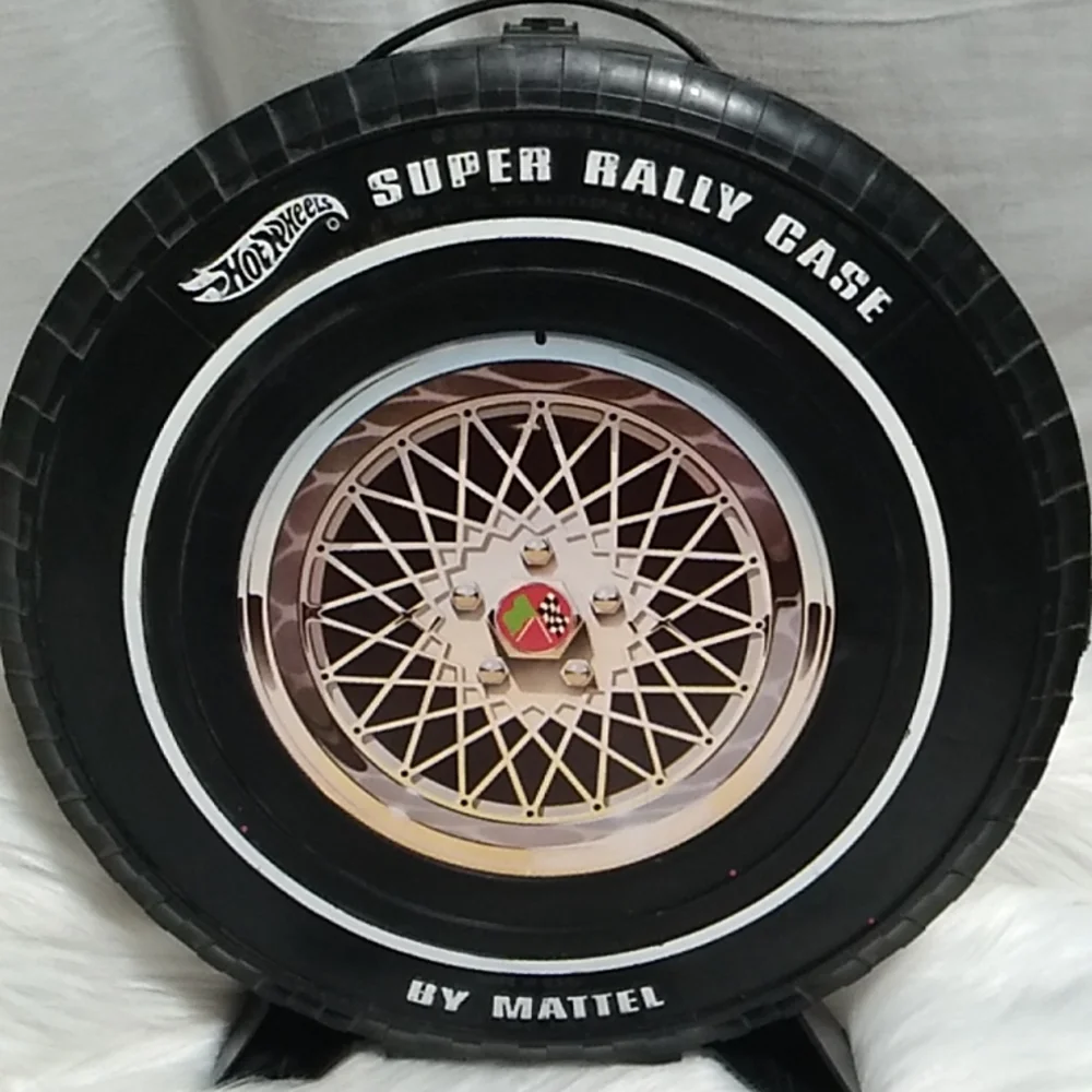 SALE! Mattel Hot Wheels Super Rally Case W/14 Various Old Cars Various Brands